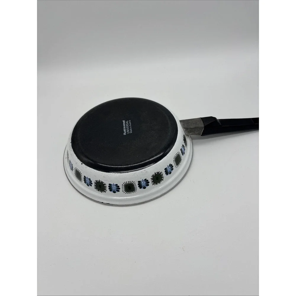 Vintage‎ Austria Email Frying Pan 9 Inches No Lid